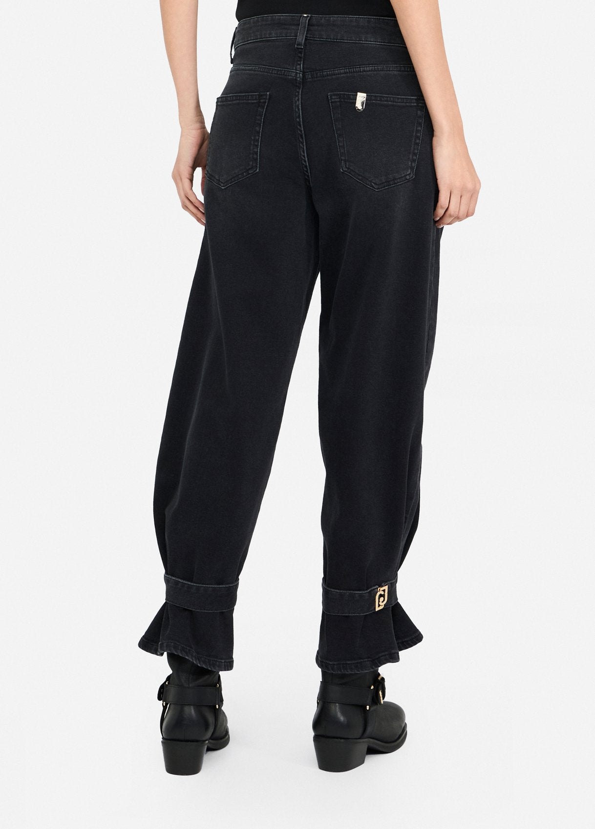 Jeans Carrot Fit a Vita Alta / Nero - Ideal Moda