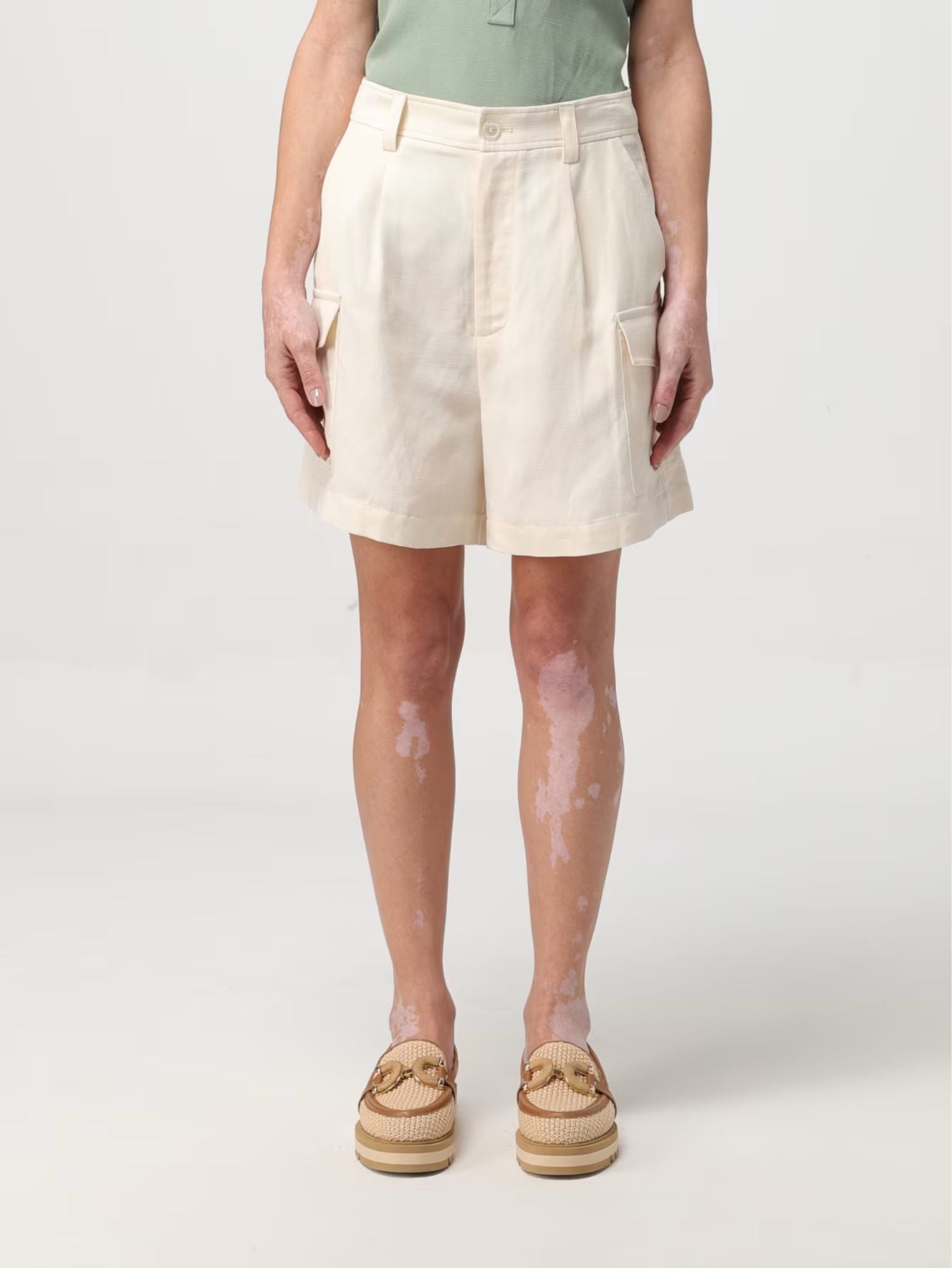 Pantaloncino in Viscosa con Tasconi / Bianco - Ideal Moda