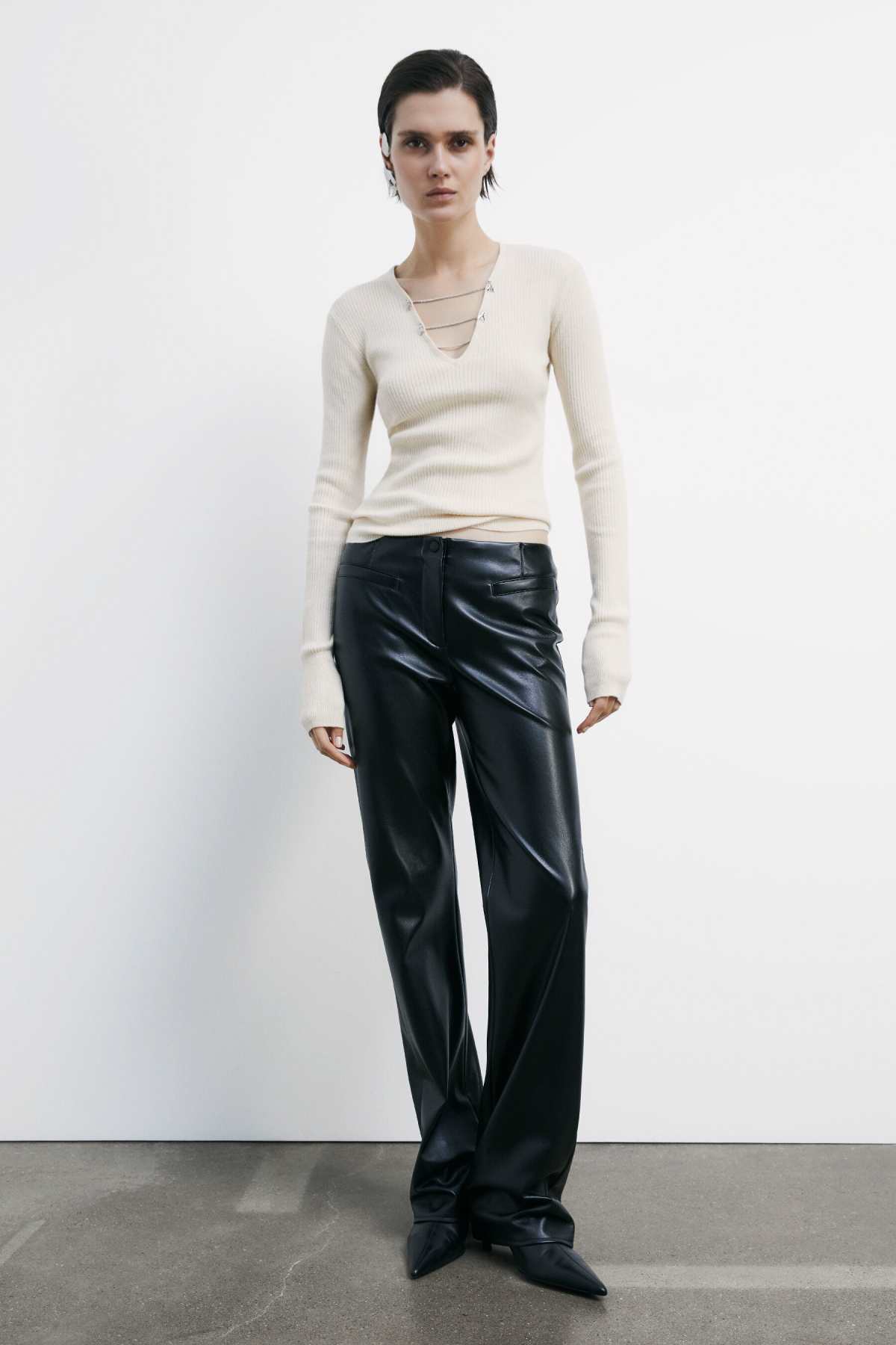 Maglia Aderente con Catene / Avorio - Ideal Moda