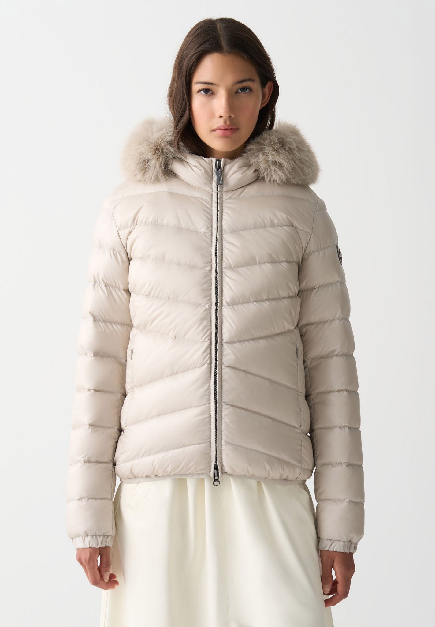Quilted Down Jacket with Hood / Ivory