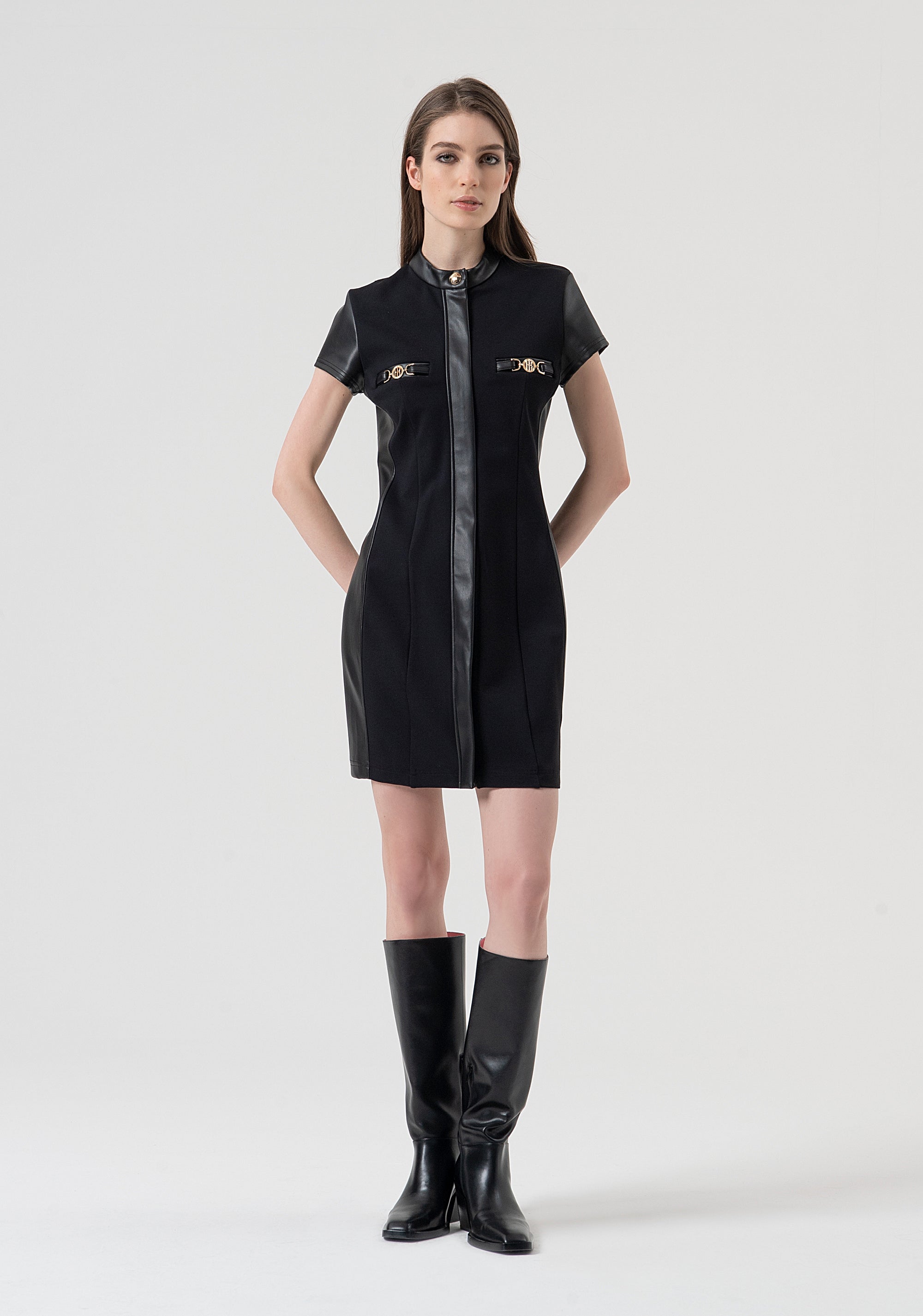 Abito Slim con Inserti in Ecopelle Nero