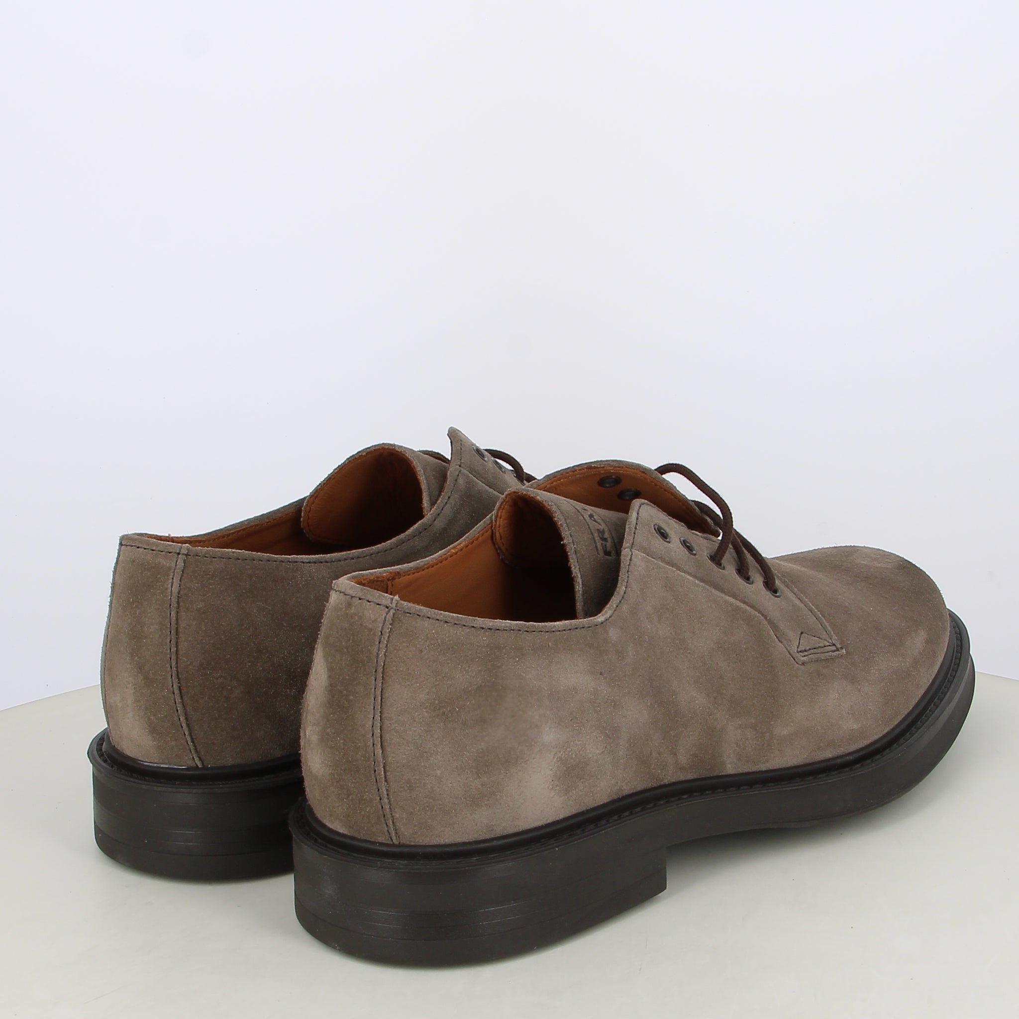 Allacciata in Pelle Scamosciata / Beige - Ideal Moda