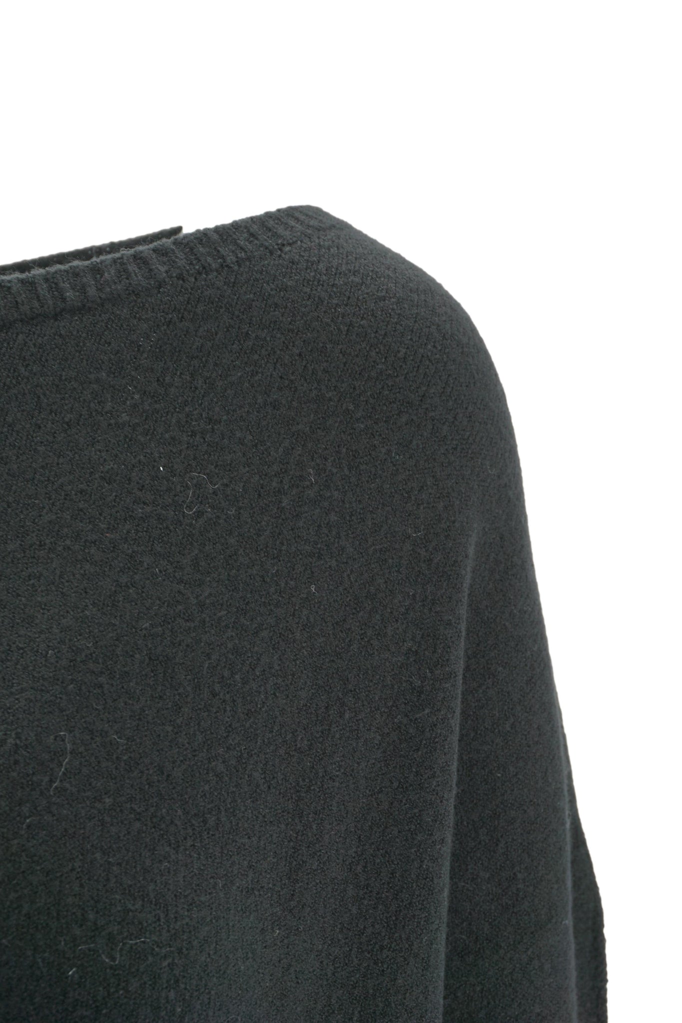 Maglia Boxy Fit con Girocollo Largo / Nero - Ideal Moda