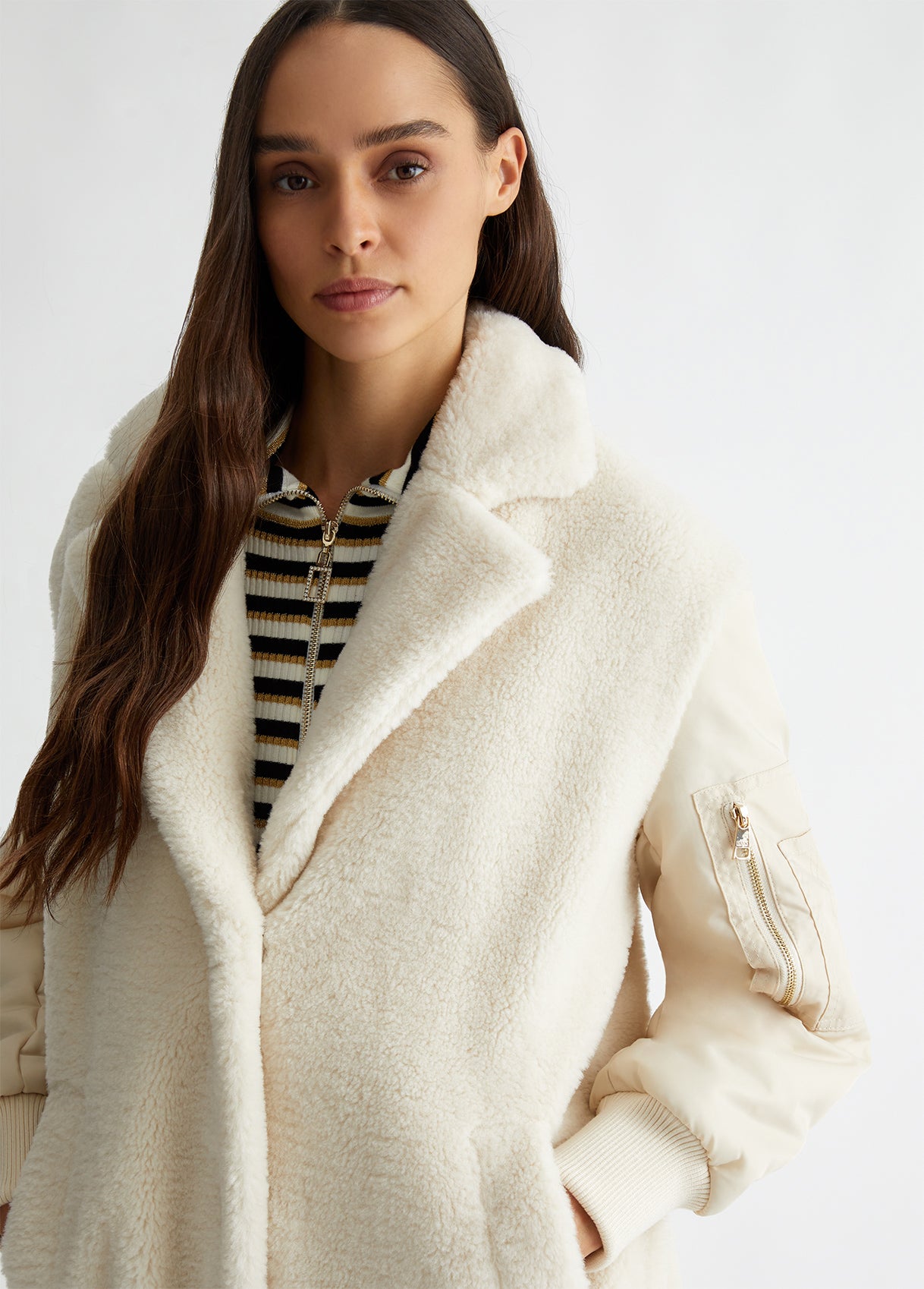Cappotto in Teddy / Beige - Ideal Moda