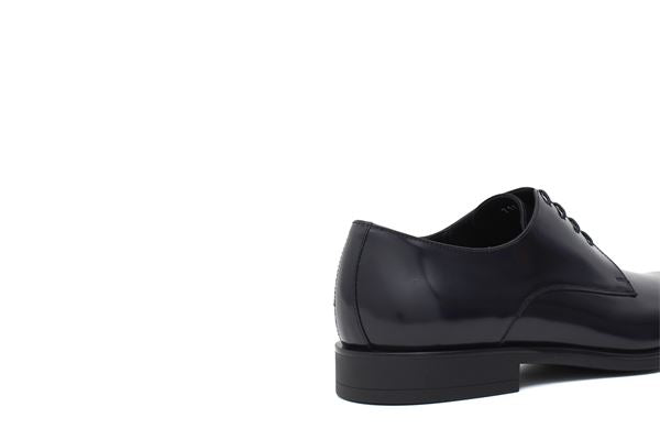 Stringata in Pelle con Fondo in Gomma / Blu - Ideal Moda