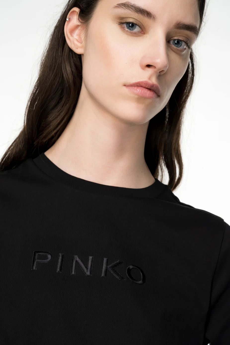 T-Shirt con Ricamo Logo Pinko / Nero