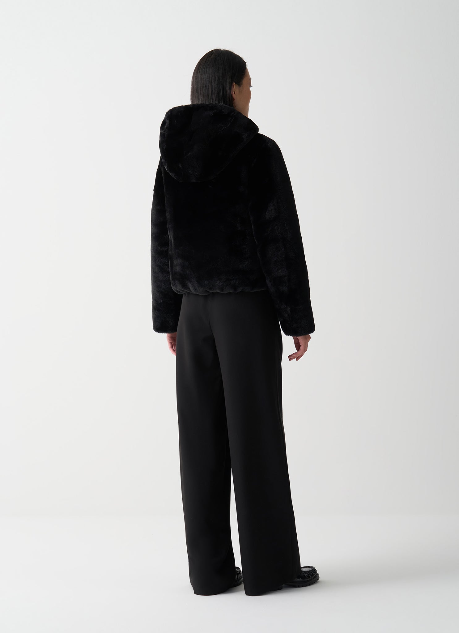 Piumino Reversibile in Pelliccia Sintetica / Nero - Ideal Moda