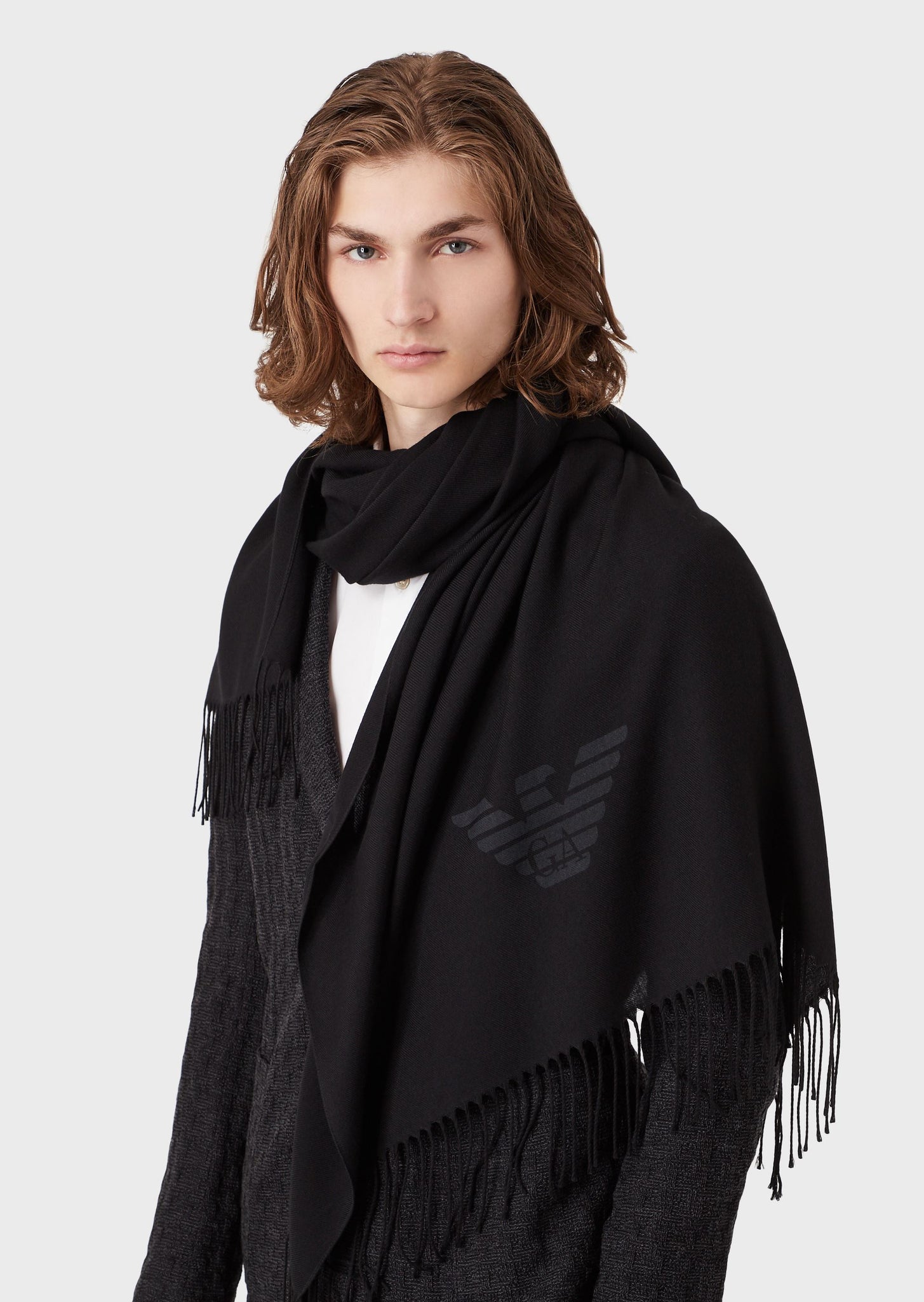 Sciarpa Emporio Armani con Frange / Nero - Ideal Moda