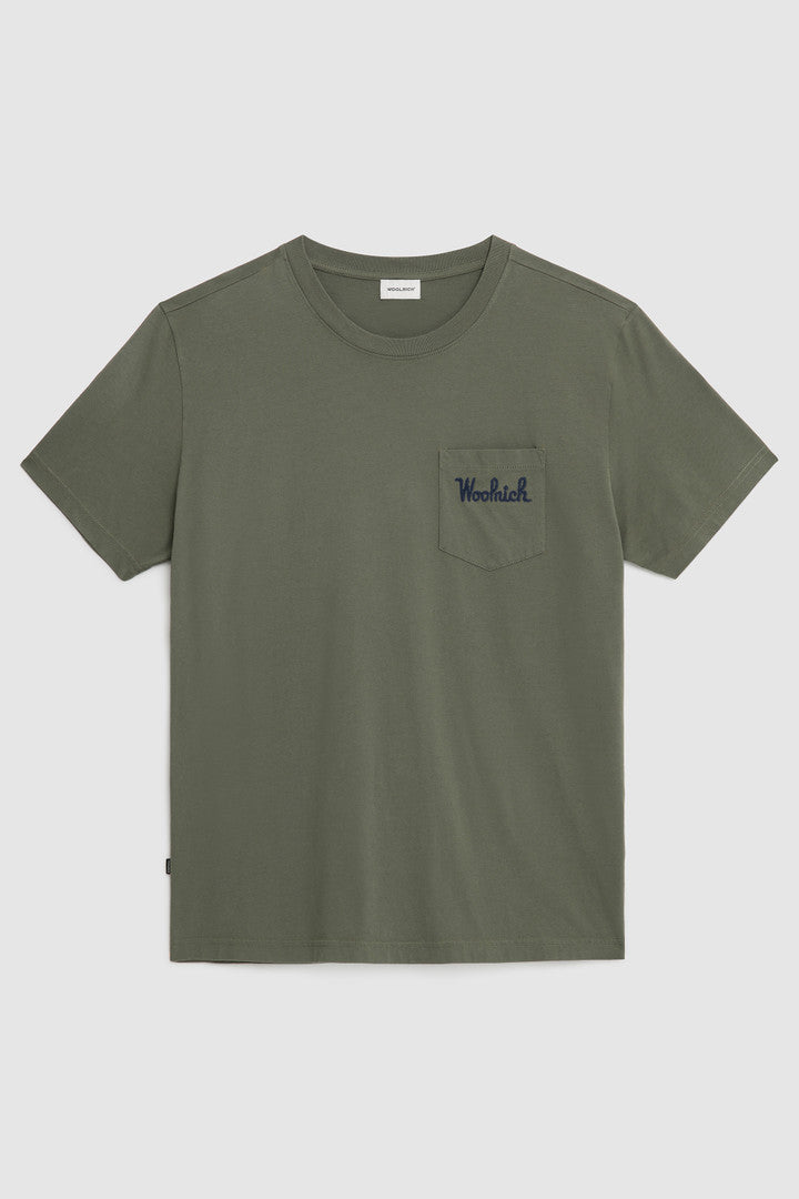 Maglietta con taschino e logo in rilievo / Verde - Ideal Moda