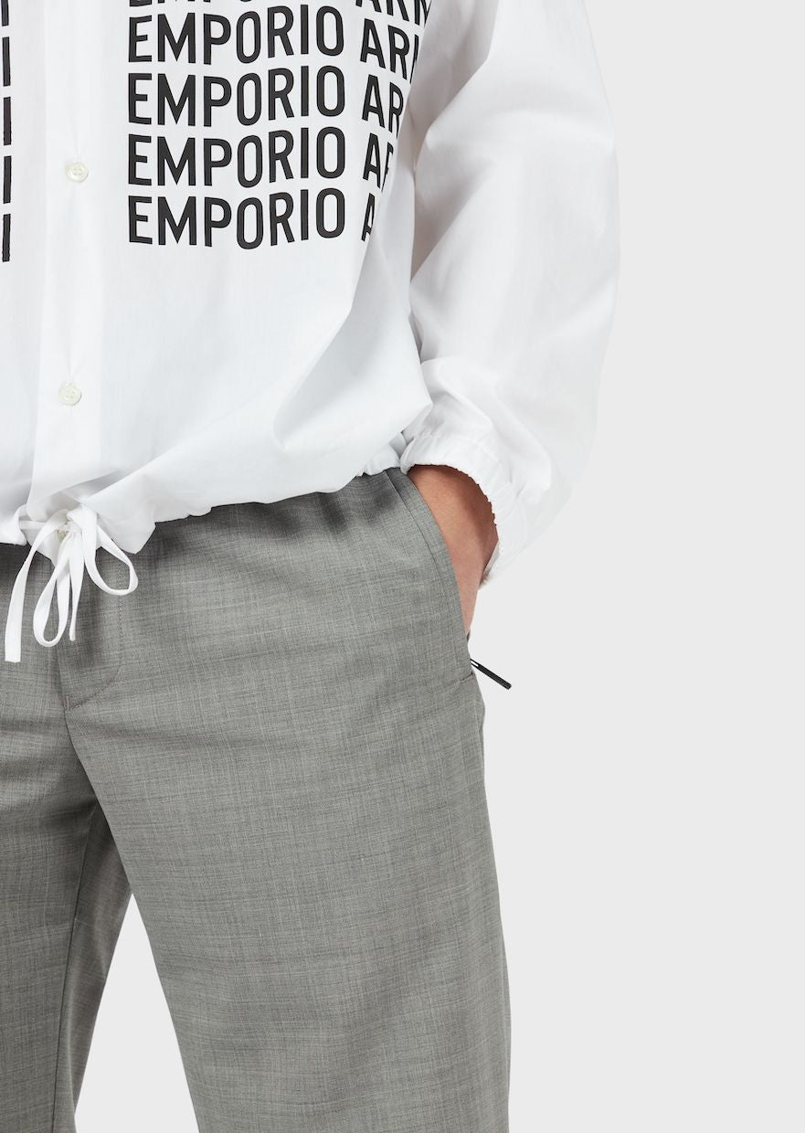 Blusa in popeline con stampa logo e cappuccio / Bianco - Ideal Moda