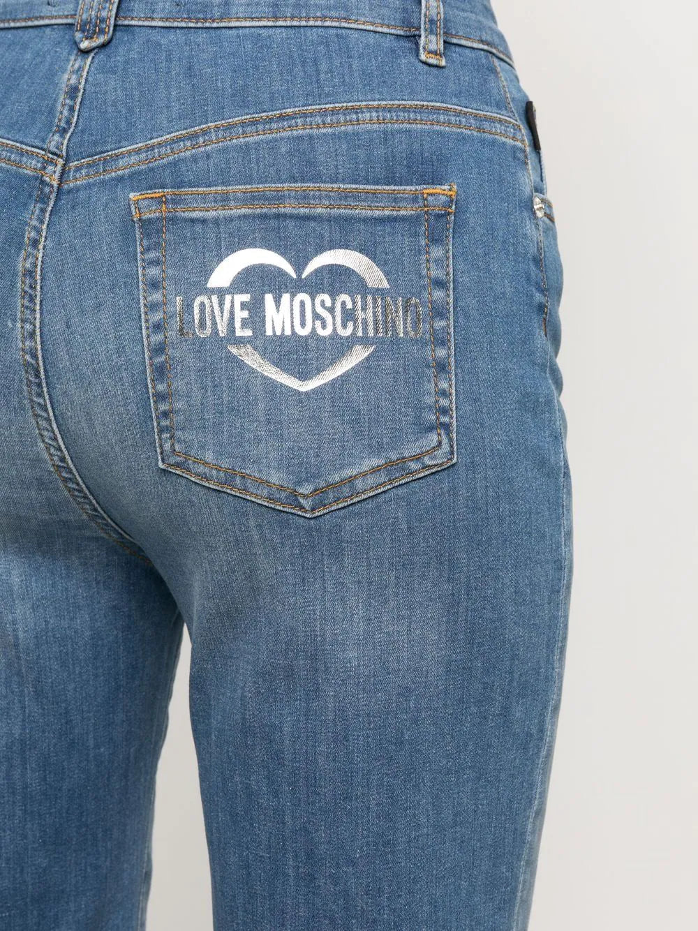 Jeans Crop con Logo Love Moschino / Jeans - Ideal Moda