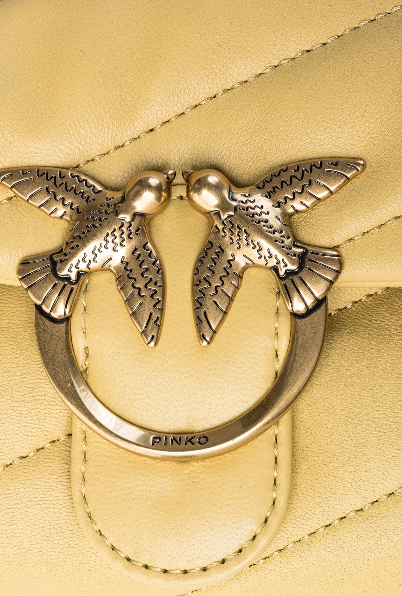 【関税&送料込】Pinko Top Yellow Pinko Love Classic Puff Bag / Yellow