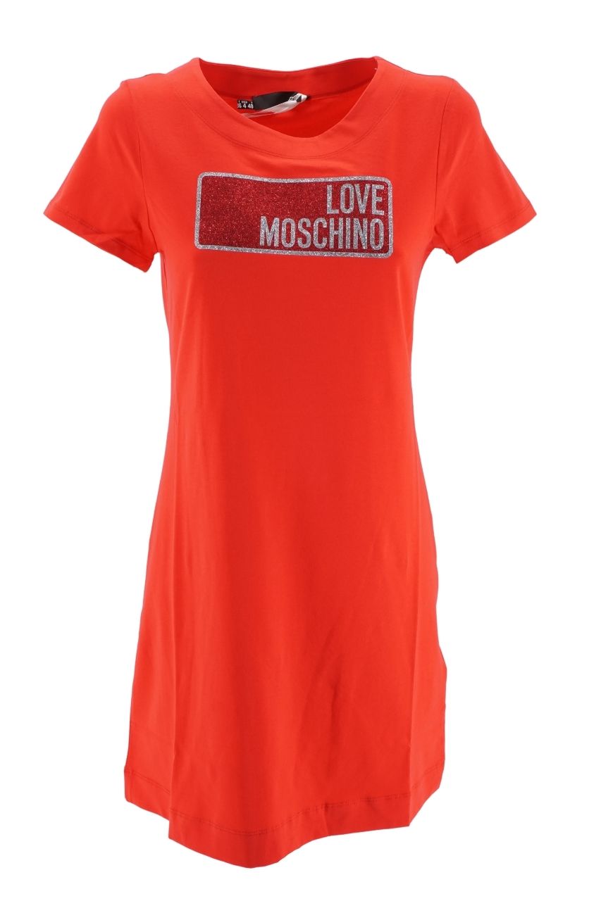 love moschino red dress Love Moschino heart pocket shift dress (30305 DZD) liked on Polyvore featuring dresses, red, heart dress, red dress, love moschino dress, pocket dress and heart shaped dress